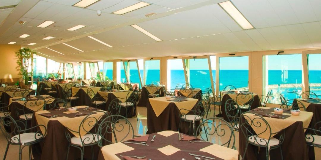 Hotel Borgo Marina Rodi Garganico Kültér fotó